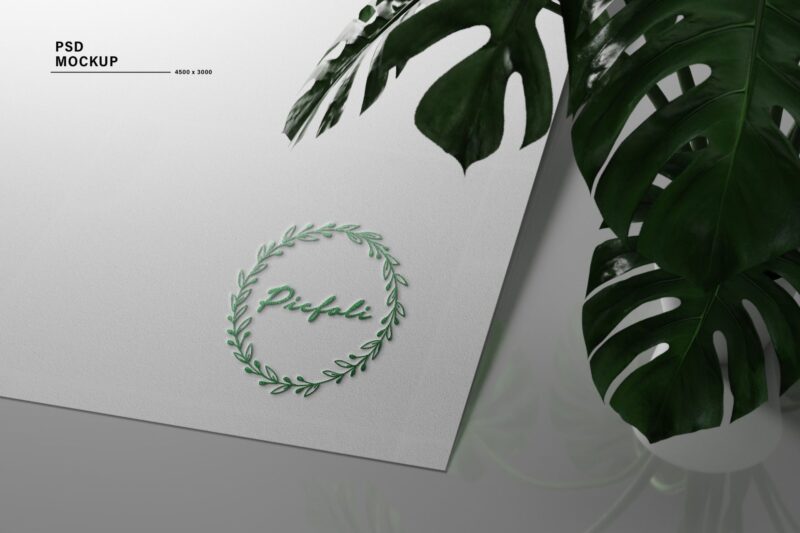 Green Glither Logo Mockup